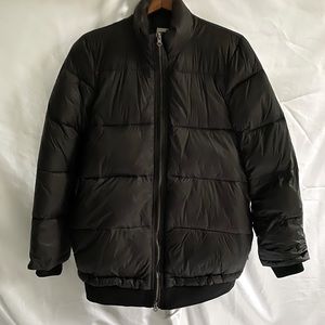 GAP Maternity Winter Puffer Jacket in Black